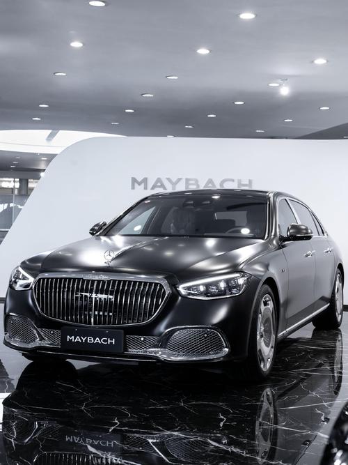 重庆243岚图汽车的售后服务让用户无忧出行，迈巴赫未来的豪华车趋势